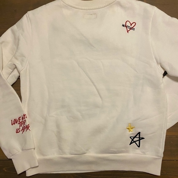 Broken Heart 💔 Crewneck - Picture 2 of 3